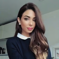 Asal Mahmoudian - Iranian lawyer in Markham ON