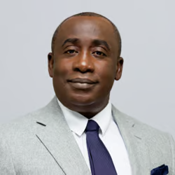 Fesner Petion - Black lawyer in Aventura FL