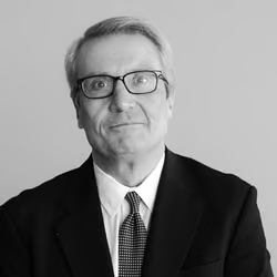 Francisco R. Montero - Spanish speaking lawyer in Arlington VA