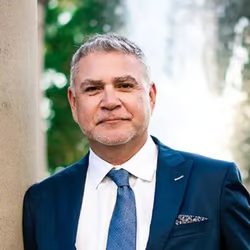 Gustavo Villalpando - industry - in Houston, TX