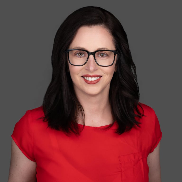 Woman Therapist Near Me - Megan Carraco