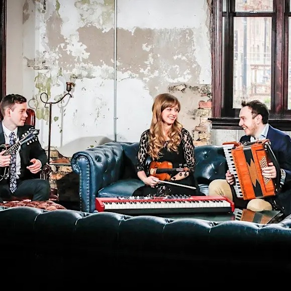 One for the Foxes - Irish and American Folk Music