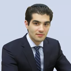 Roman Aminov - Russian lawyer in Flushing NY