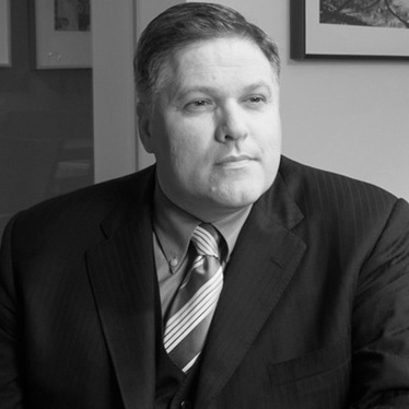 Kevin E Thorn - French lawyer in Washington DC